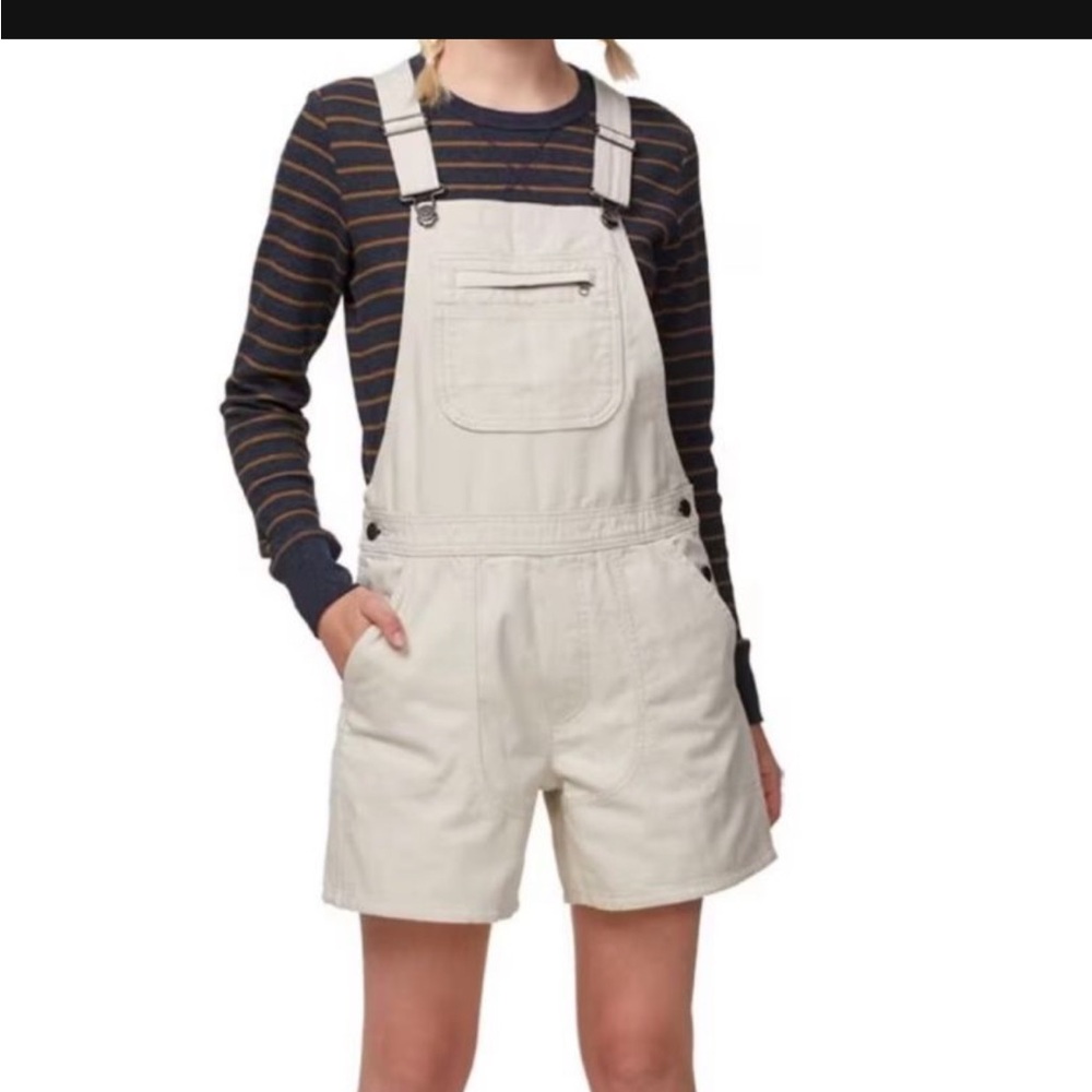 Patagonia Women's Stand Up Overall Shorts, M, Ecru